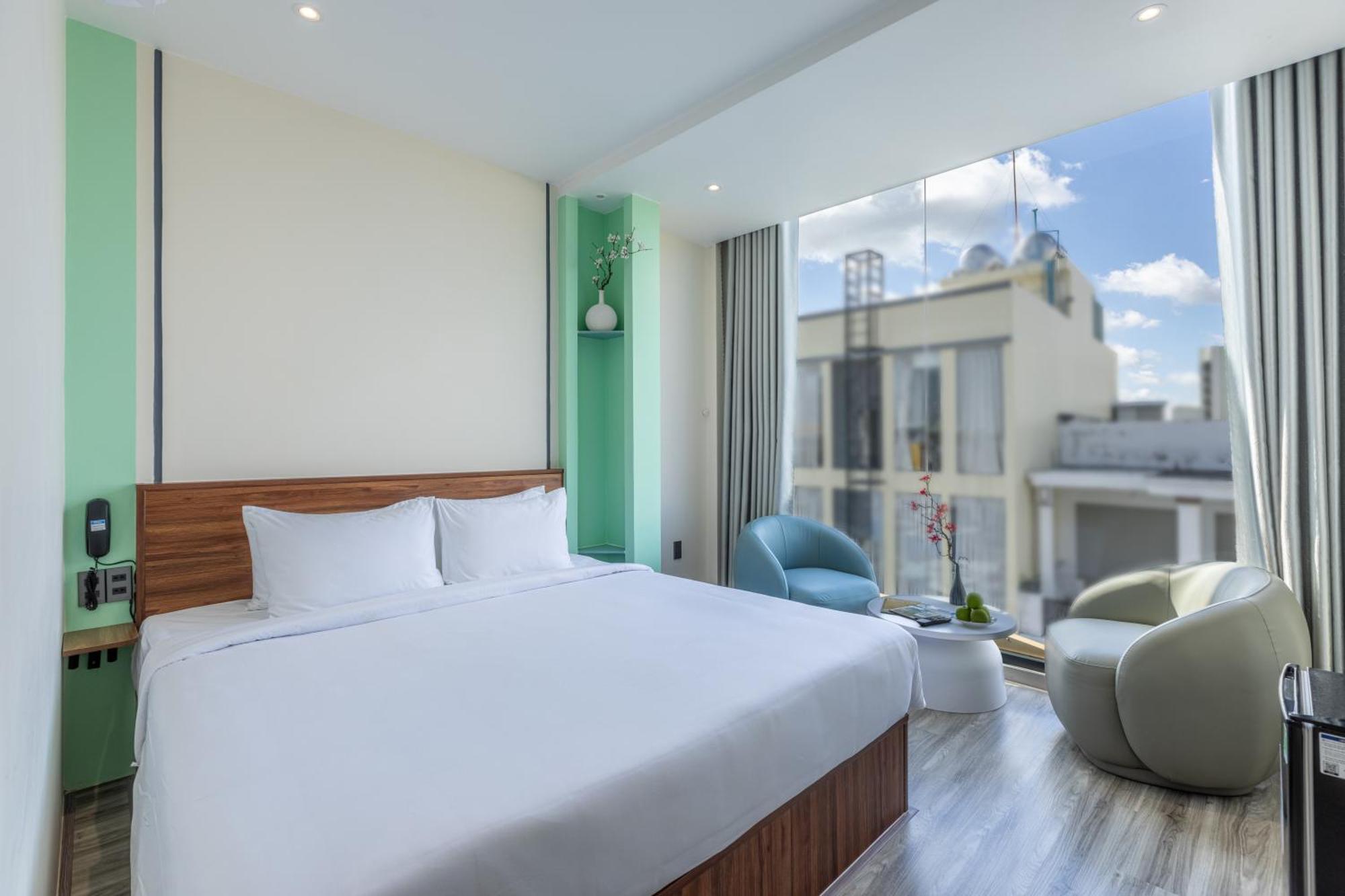 V'Luna Hotel - Managed By Thm Can Tho Dış mekan fotoğraf